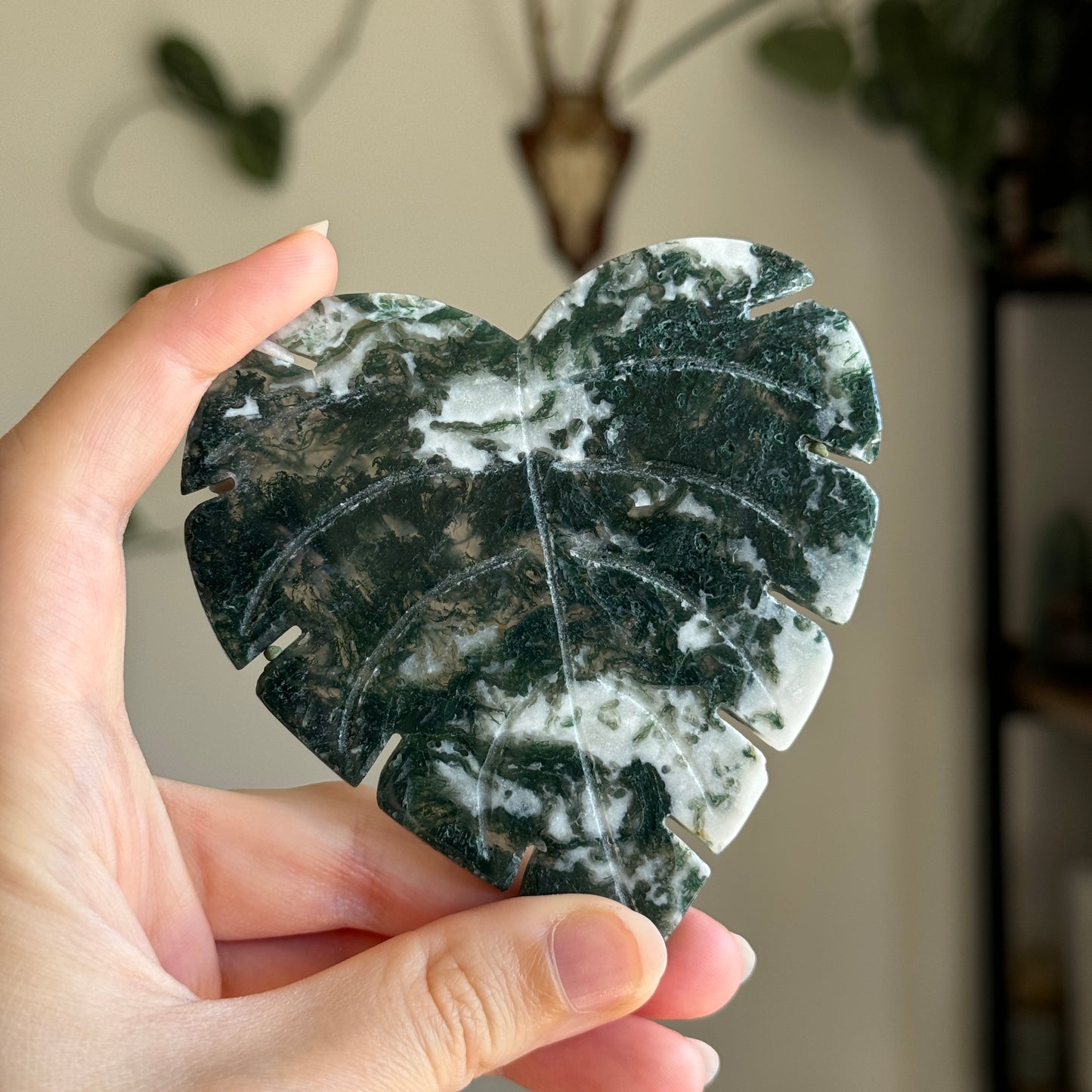 Moss Agate Leaf Carving